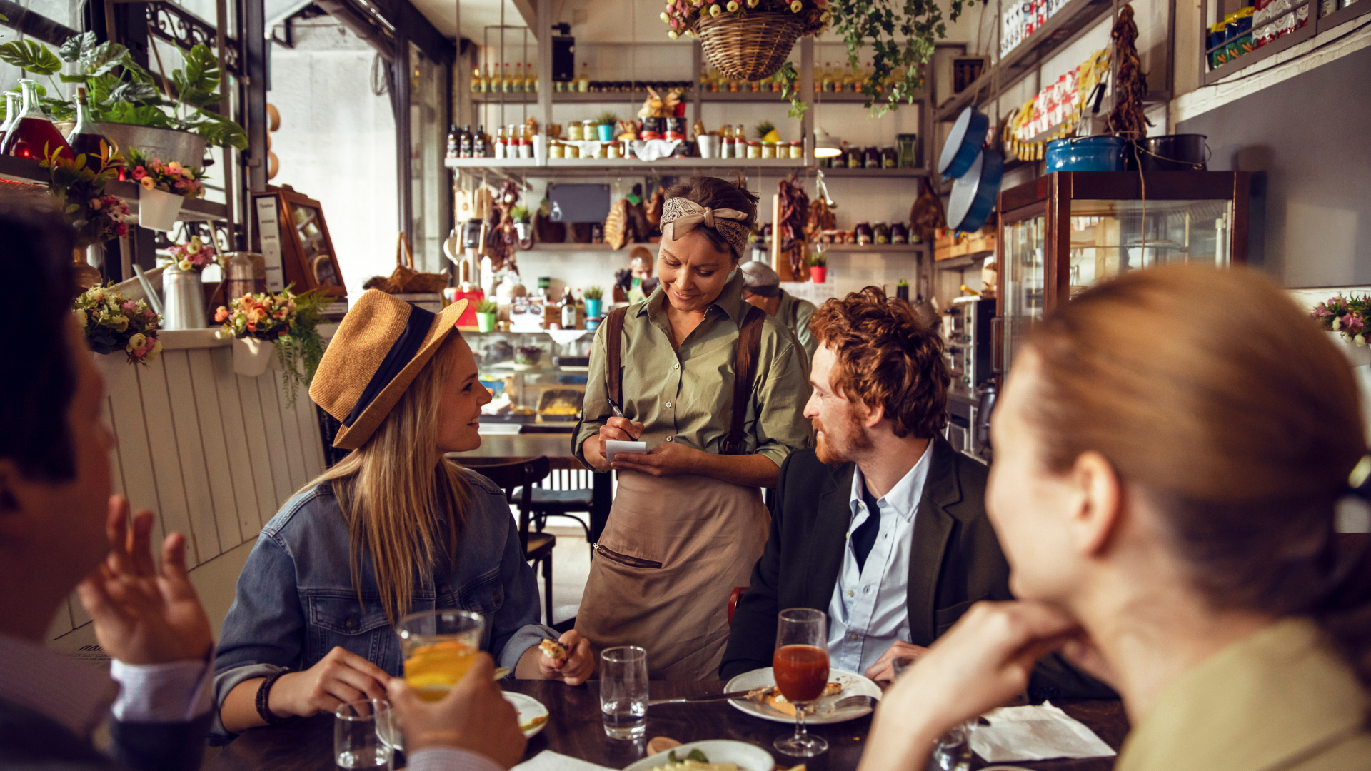 (M)eating out: Can modifying menus entice people to make vegetarian food choices?